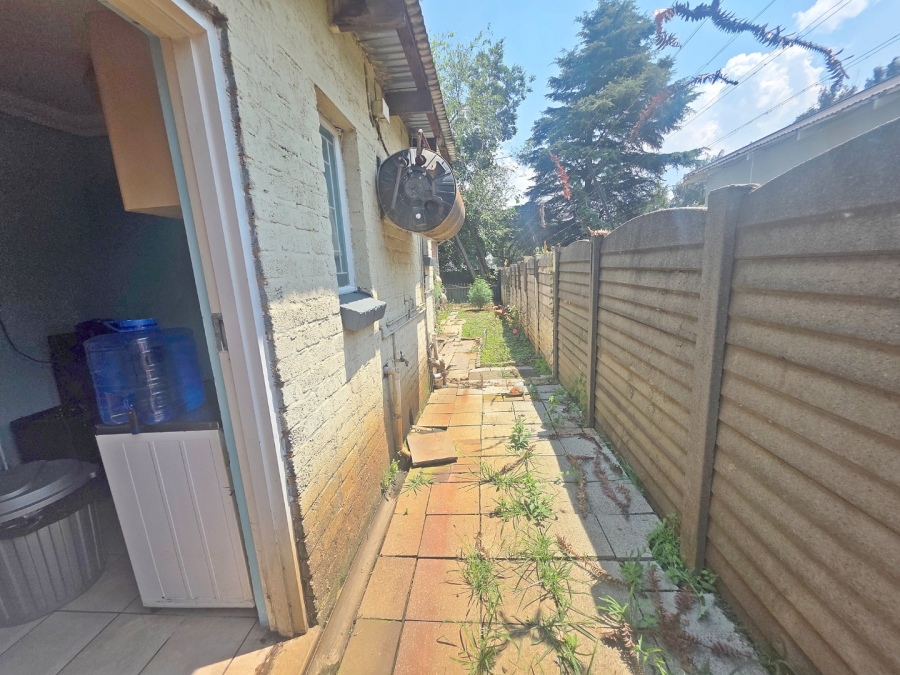 12 Bedroom Property for Sale in Parkhill Gardens Gauteng