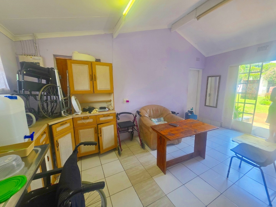 12 Bedroom Property for Sale in Parkhill Gardens Gauteng