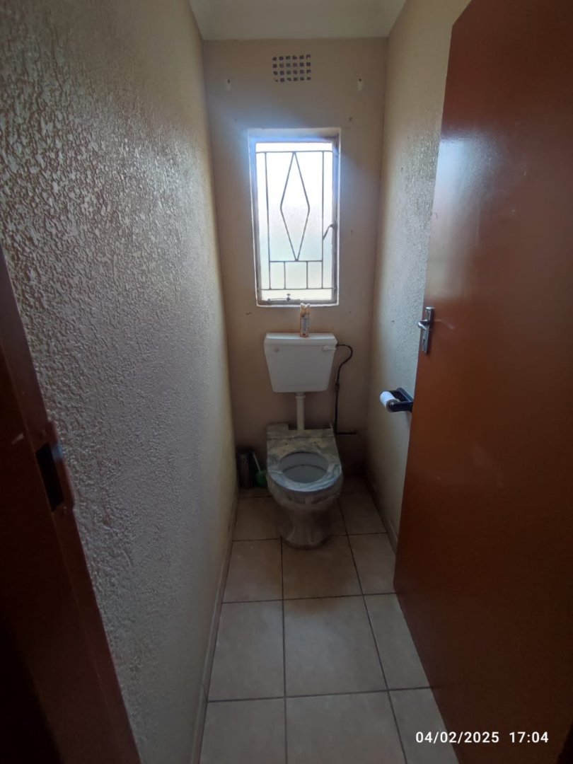2 Bedroom Property for Sale in Daveyton Gauteng