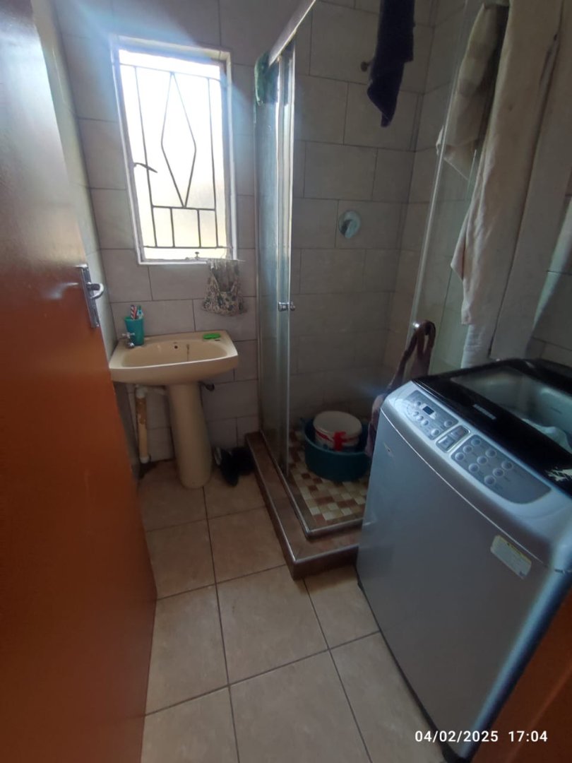 2 Bedroom Property for Sale in Daveyton Gauteng