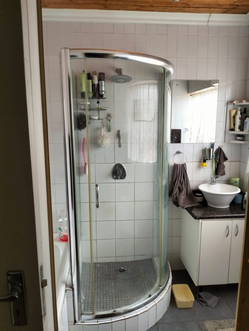 3 Bedroom Property for Sale in Dorandia Gauteng