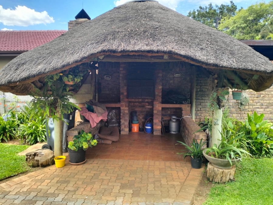 3 Bedroom Property for Sale in Dorandia Gauteng
