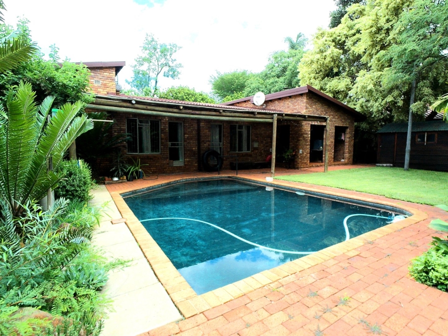 4 Bedroom Property for Sale in Amandasig Gauteng