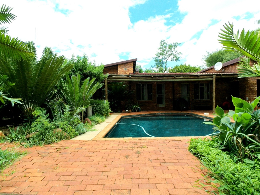 4 Bedroom Property for Sale in Amandasig Gauteng
