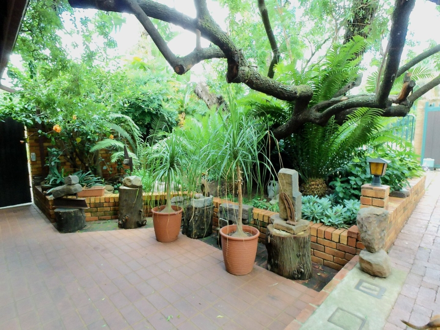 4 Bedroom Property for Sale in Amandasig Gauteng