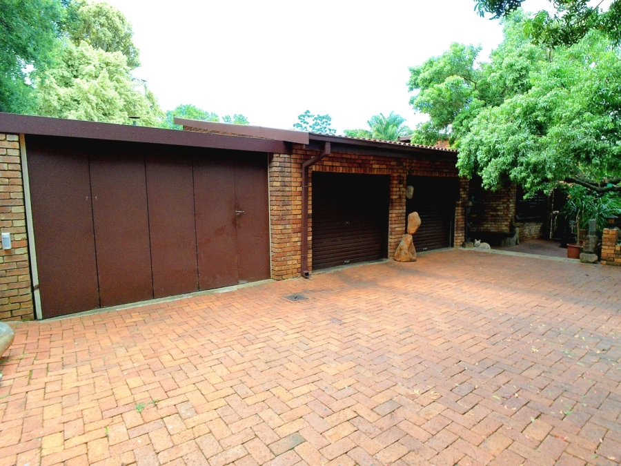 4 Bedroom Property for Sale in Amandasig Gauteng