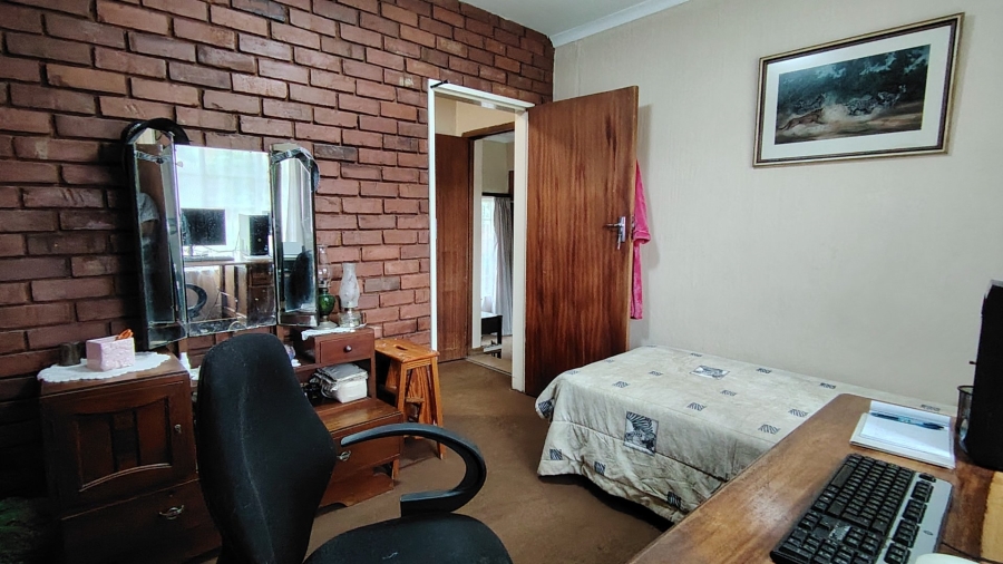 4 Bedroom Property for Sale in Wierda Park Gauteng