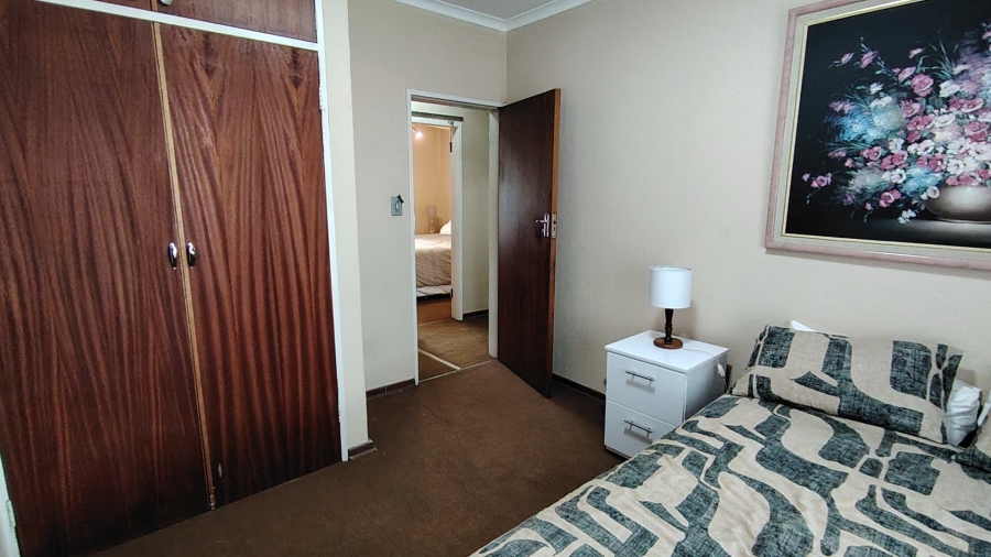 4 Bedroom Property for Sale in Wierda Park Gauteng