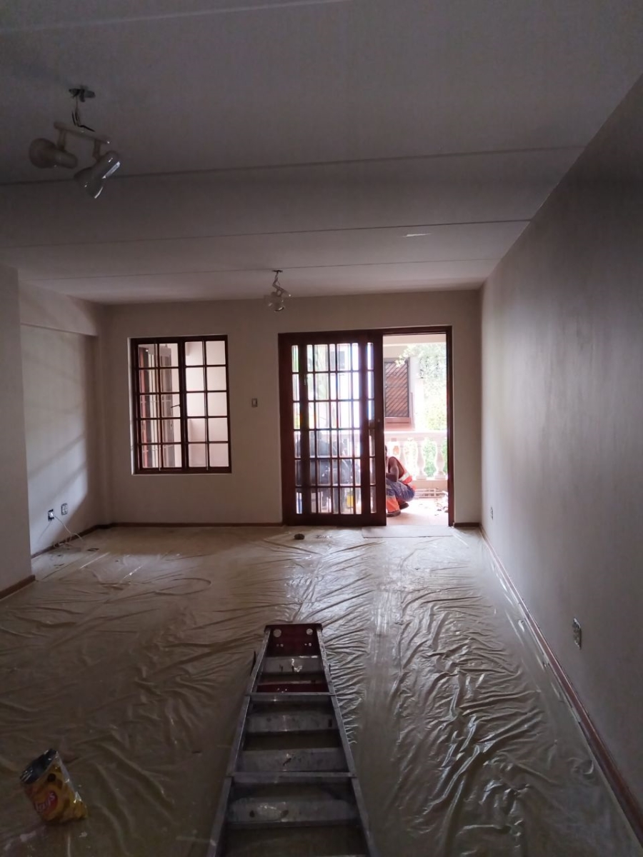 To Let 2 Bedroom Property for Rent in Hyde Park Gauteng