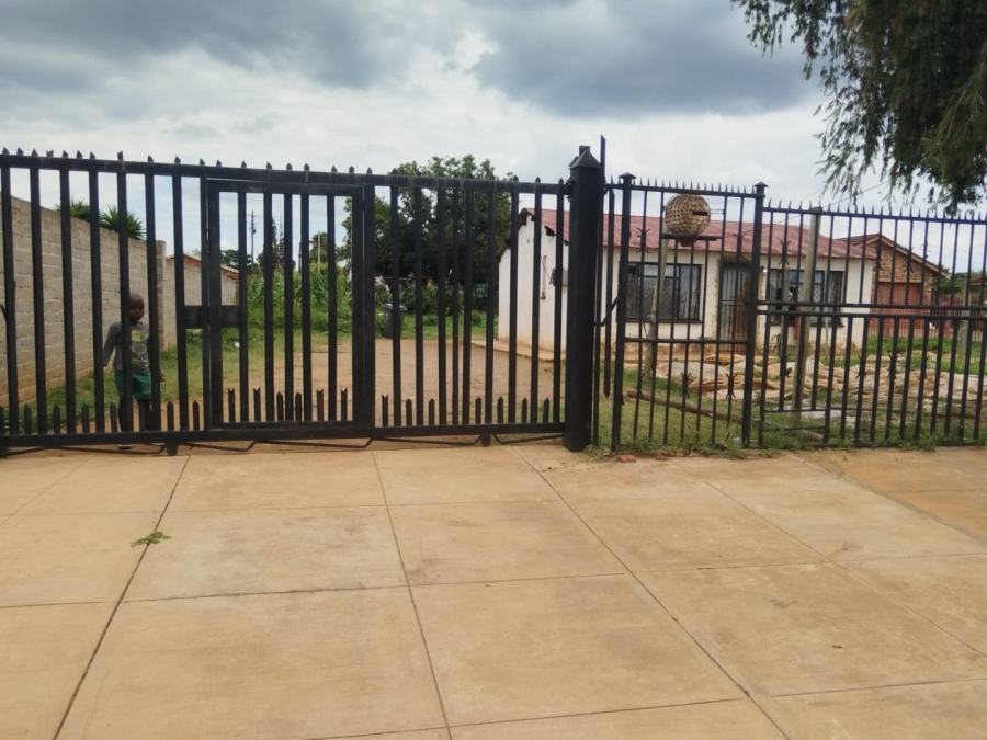 2 Bedroom Property for Sale in Ga-Rankuwa Unit 1 Gauteng