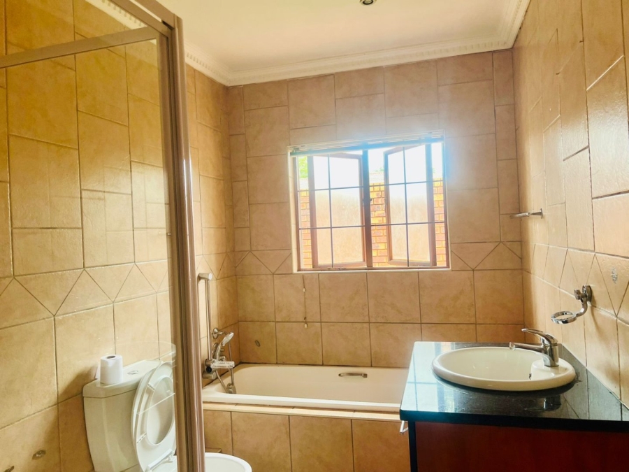 3 Bedroom Property for Sale in Montana Tuine Gauteng