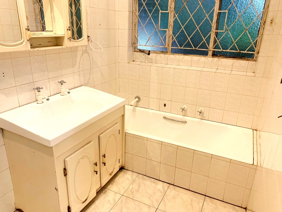 To Let 2 Bedroom Property for Rent in Bramley Gauteng