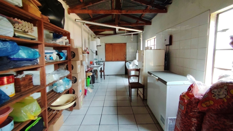 Commercial Property for Sale in Unitas Park Gauteng