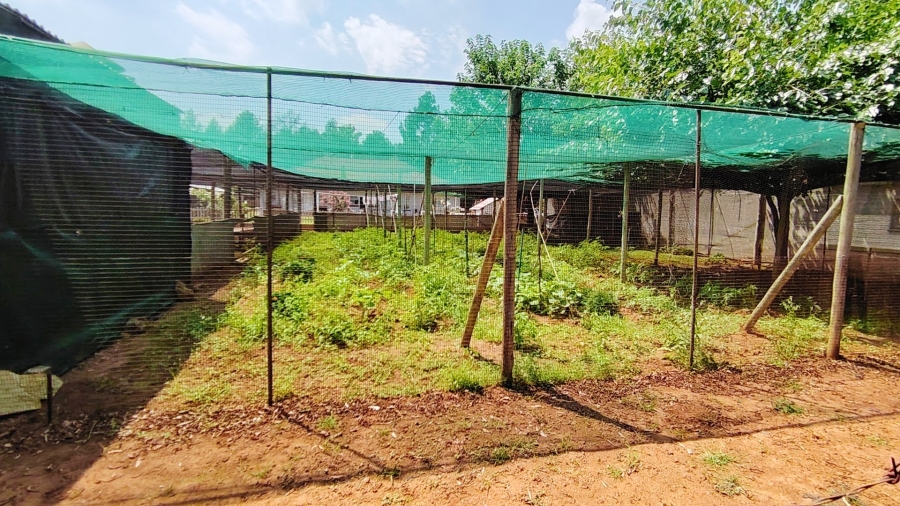 Commercial Property for Sale in Unitas Park Gauteng