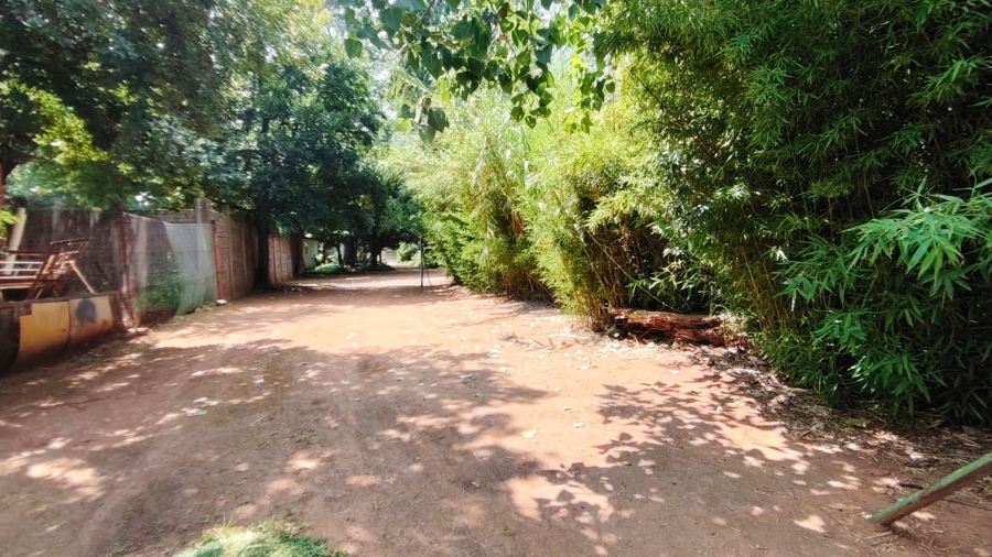 Commercial Property for Sale in Unitas Park Gauteng