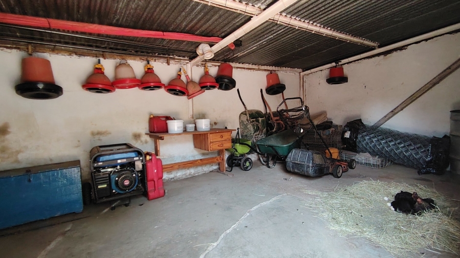 Commercial Property for Sale in Unitas Park Gauteng