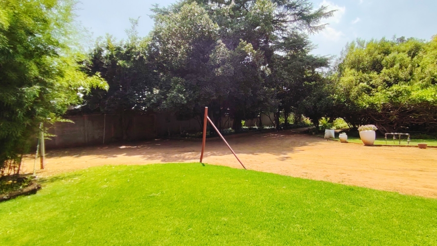 Commercial Property for Sale in Unitas Park Gauteng