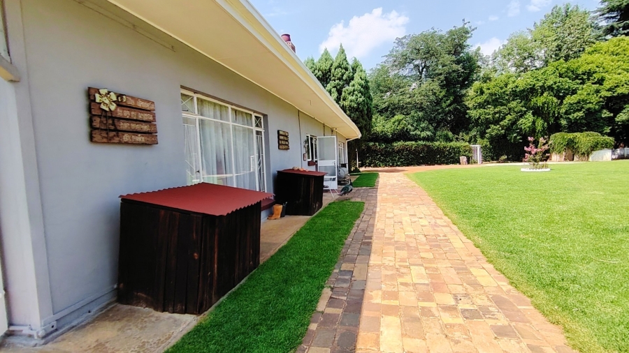 Commercial Property for Sale in Unitas Park Gauteng