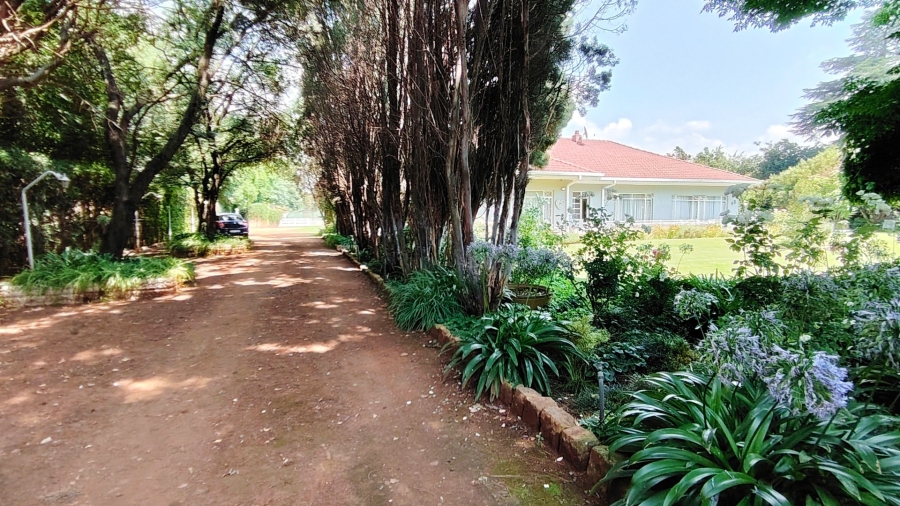 Commercial Property for Sale in Unitas Park Gauteng