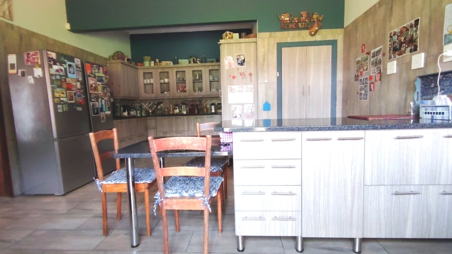 Commercial Property for Sale in Unitas Park Gauteng