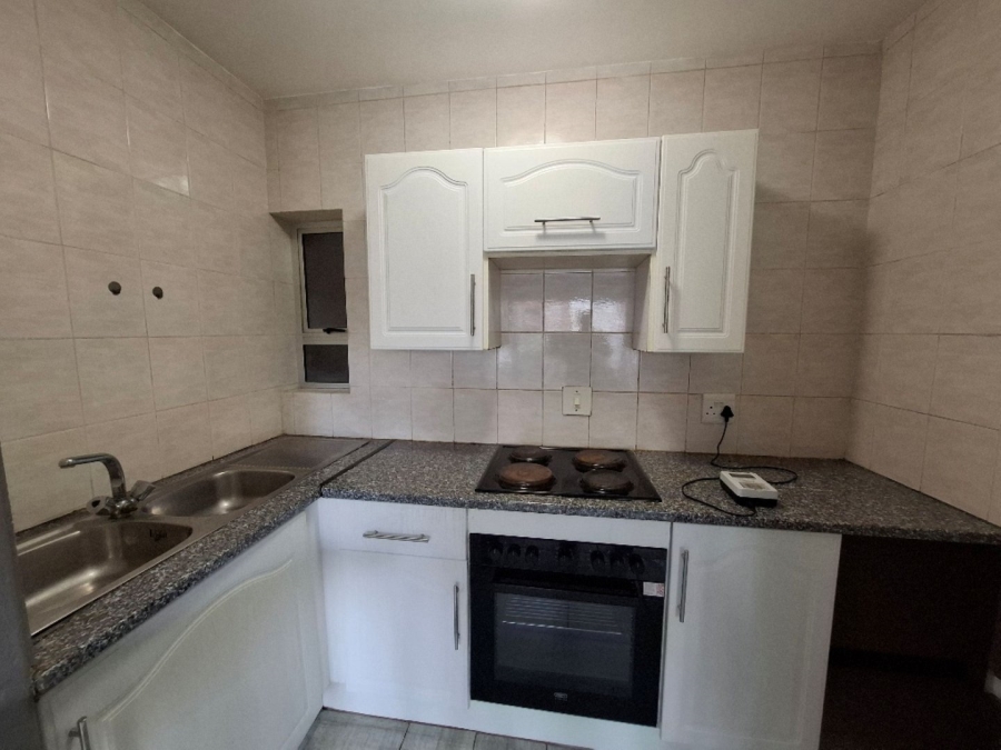 1 Bedroom Property for Sale in Sandown Gauteng