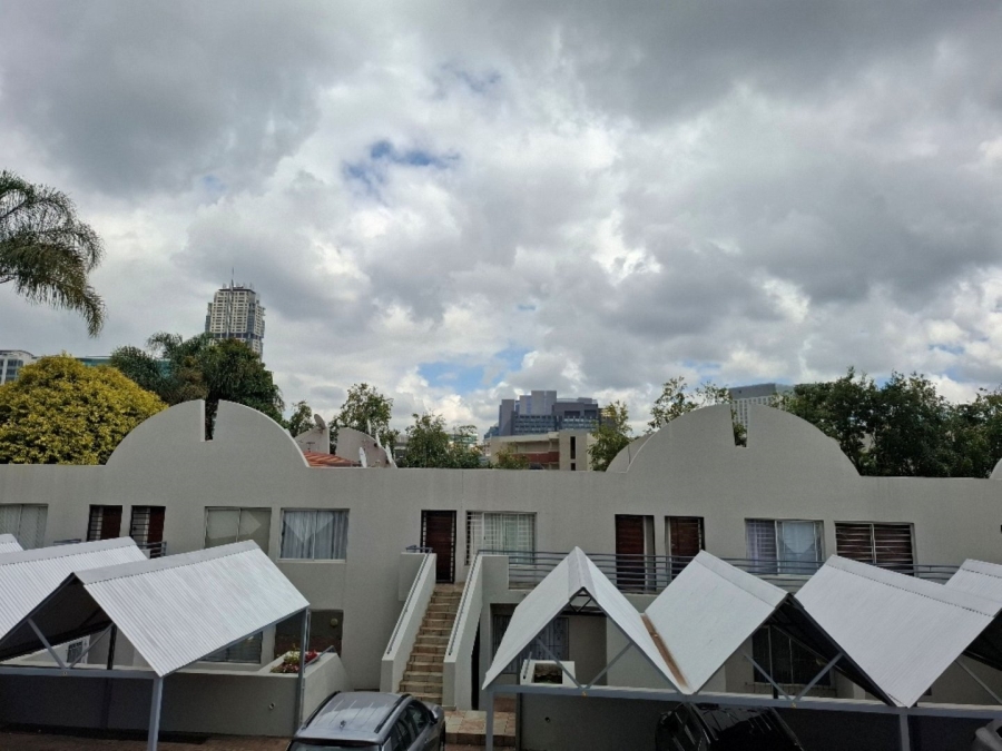 1 Bedroom Property for Sale in Sandown Gauteng