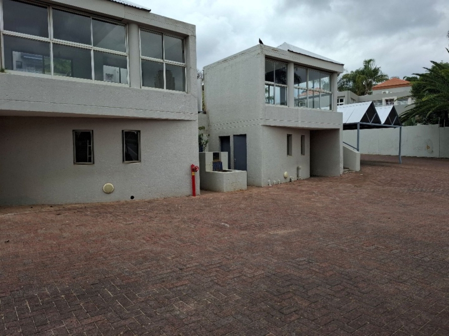 1 Bedroom Property for Sale in Sandown Gauteng