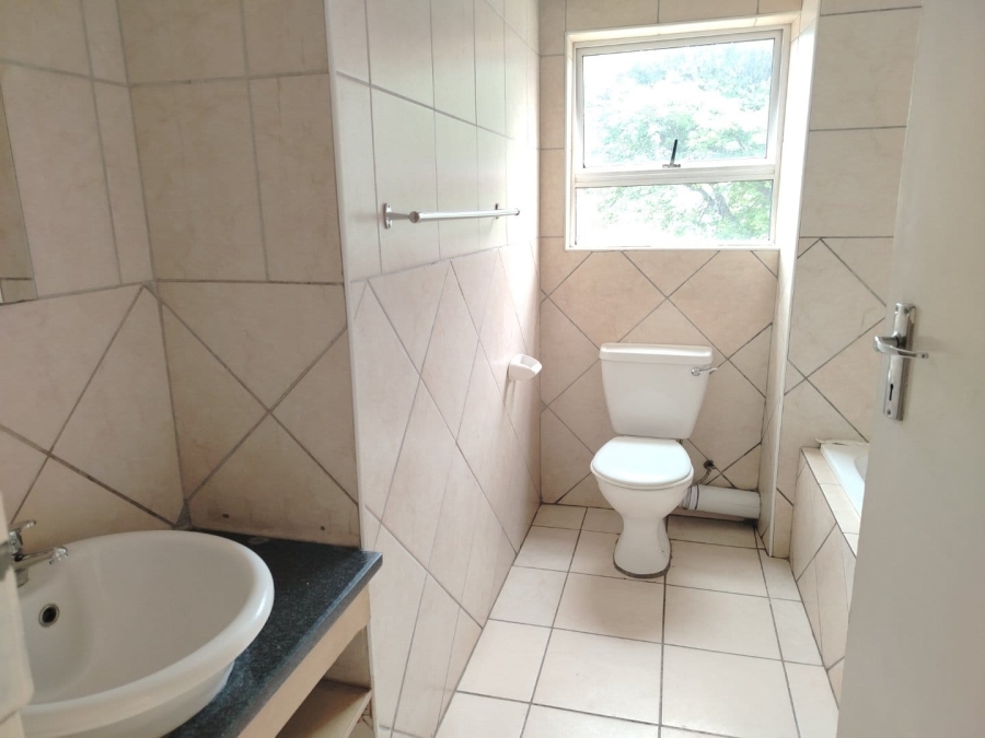To Let 2 Bedroom Property for Rent in Halfway House Gauteng