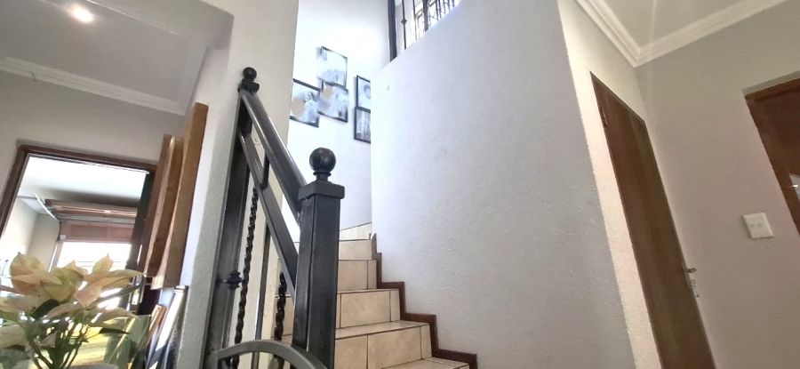 3 Bedroom Property for Sale in Amorosa Gauteng