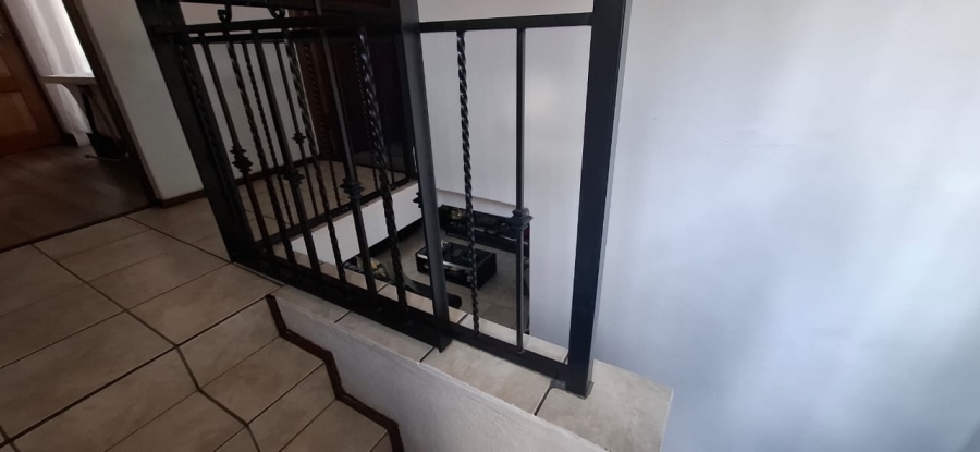 3 Bedroom Property for Sale in Amorosa Gauteng