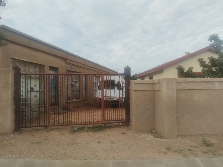 2 Bedroom Property for Sale in Soshanguve L Gauteng