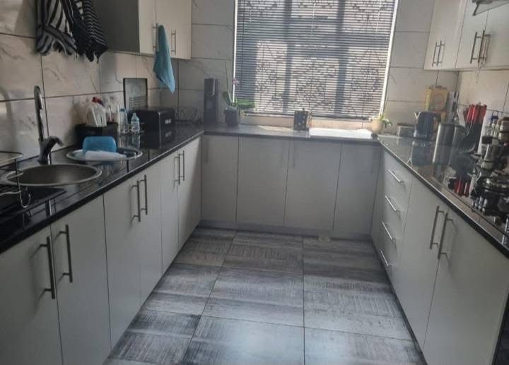 3 Bedroom Property for Sale in Pretoria Gardens Gauteng