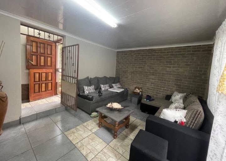 3 Bedroom Property for Sale in Pretoria Gardens Gauteng