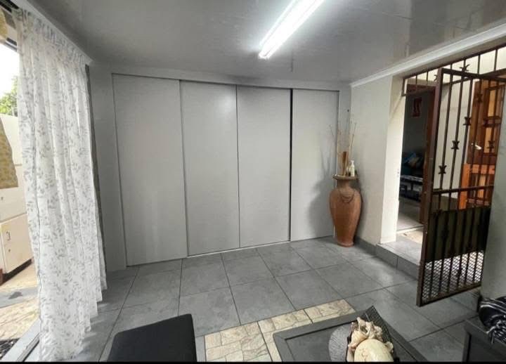 3 Bedroom Property for Sale in Pretoria Gardens Gauteng