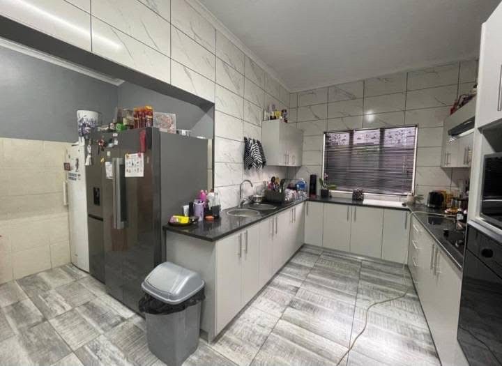 3 Bedroom Property for Sale in Pretoria Gardens Gauteng