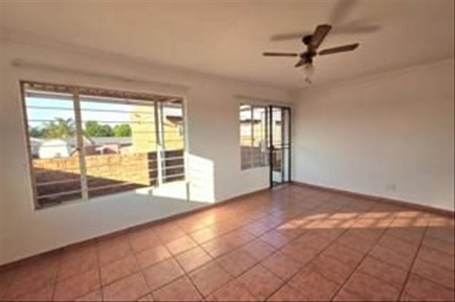 1 Bedroom Property for Sale in Freeway Park Gauteng