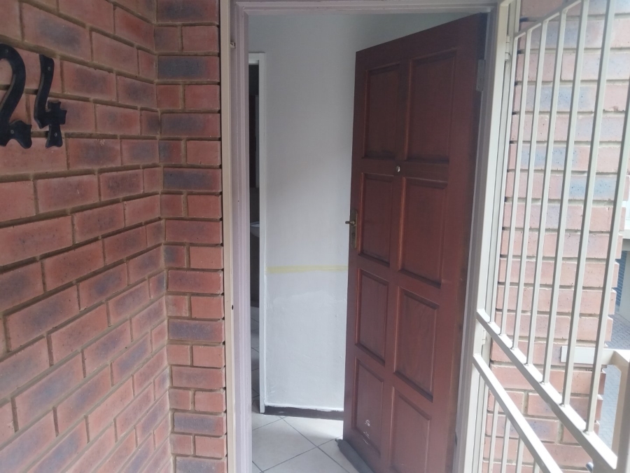 2 Bedroom Property for Sale in Equestria Gauteng