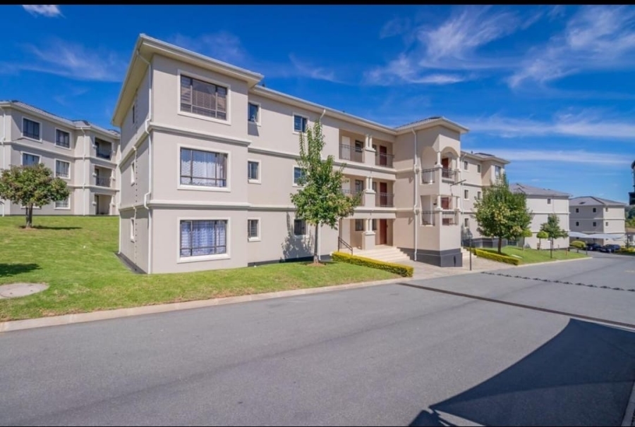 To Let 2 Bedroom Property for Rent in Maroeladal Gauteng