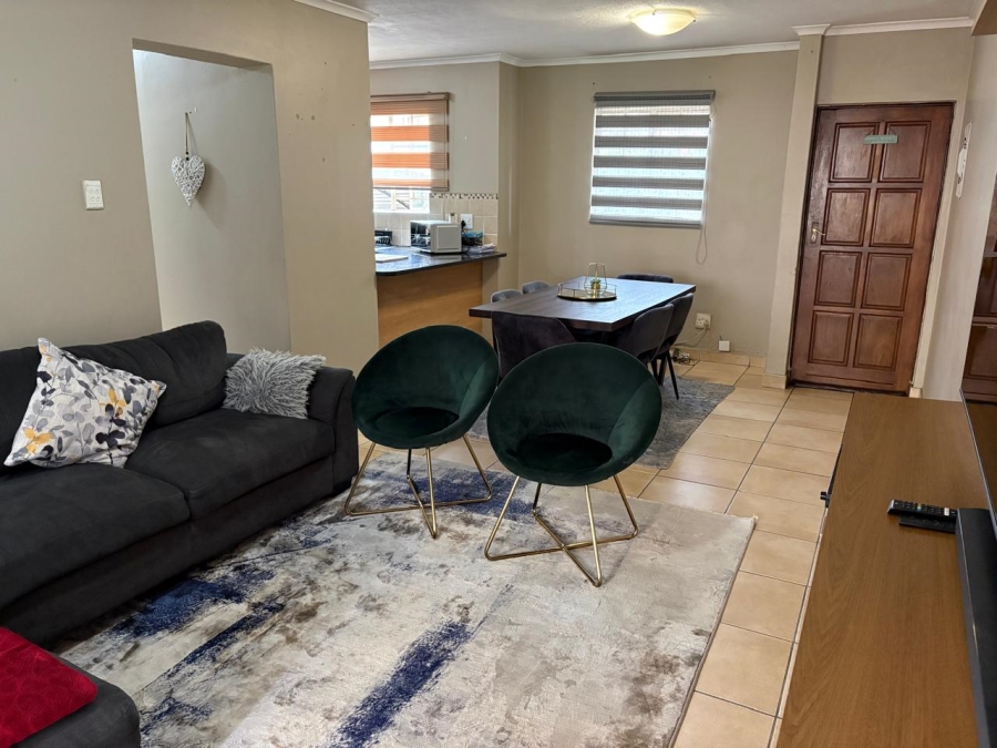To Let 2 Bedroom Property for Rent in Castleview Gauteng