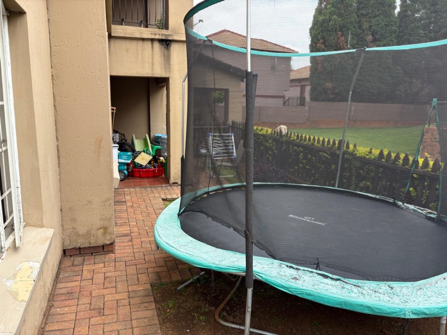 To Let 2 Bedroom Property for Rent in Castleview Gauteng
