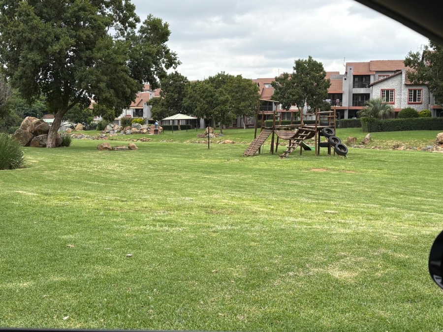 To Let 2 Bedroom Property for Rent in Castleview Gauteng