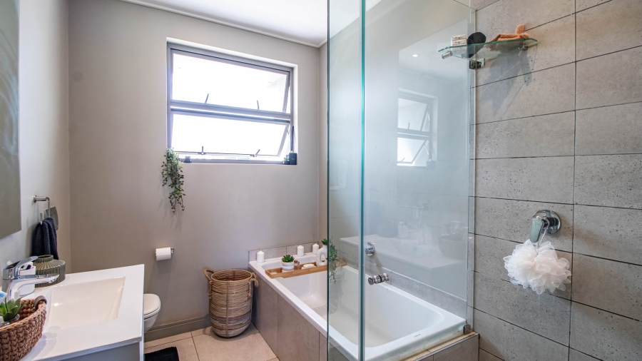 3 Bedroom Property for Sale in Serengeti Lifestyle Estate Gauteng