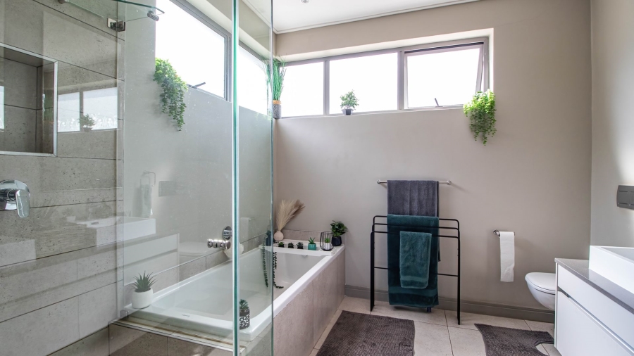 3 Bedroom Property for Sale in Serengeti Lifestyle Estate Gauteng