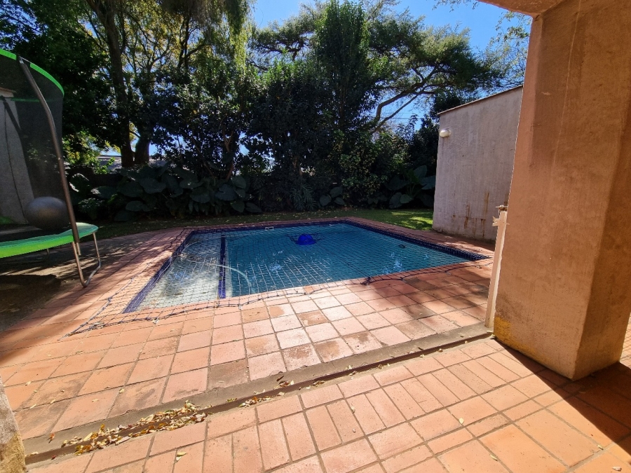 4 Bedroom Property for Sale in Waterkloof Gauteng