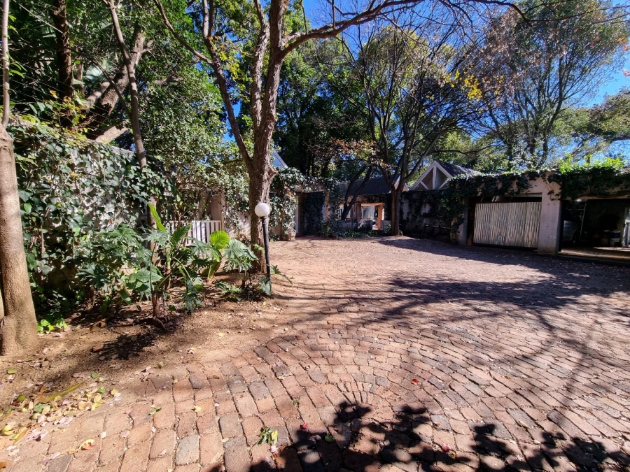 4 Bedroom Property for Sale in Waterkloof Gauteng