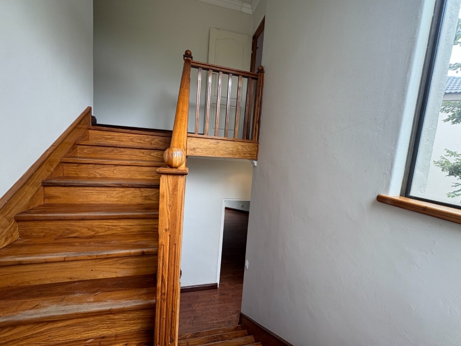 6 Bedroom Property for Sale in Mooikloof Equestrian Estate Gauteng