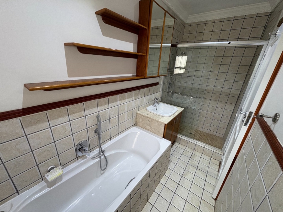 6 Bedroom Property for Sale in Mooikloof Equestrian Estate Gauteng