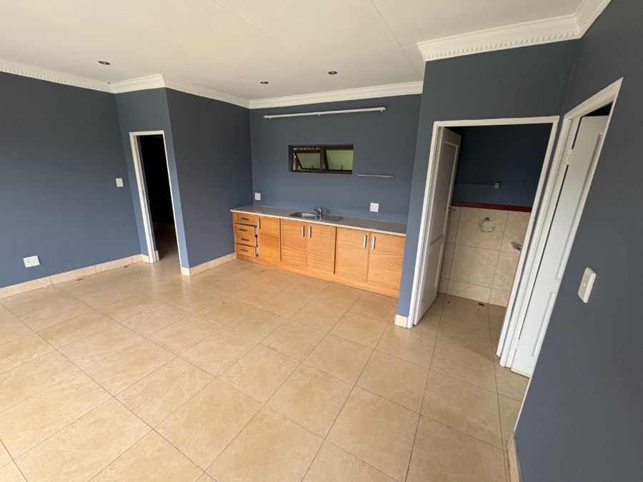 6 Bedroom Property for Sale in Mooikloof Equestrian Estate Gauteng