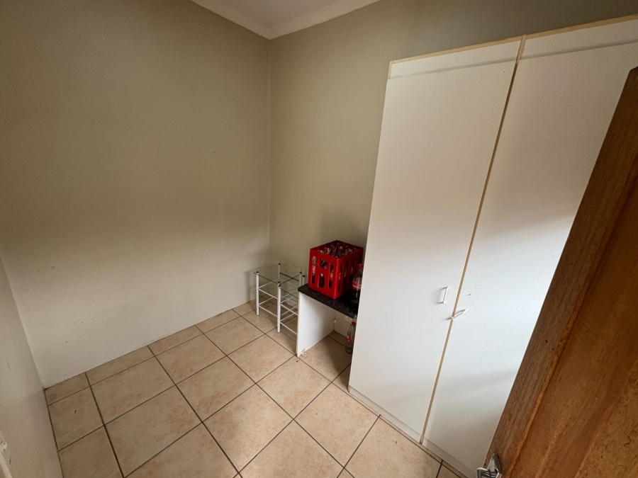 6 Bedroom Property for Sale in Mooikloof Equestrian Estate Gauteng