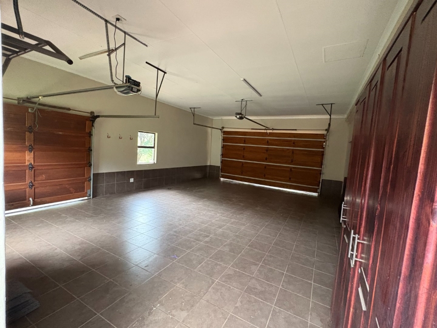 6 Bedroom Property for Sale in Mooikloof Equestrian Estate Gauteng